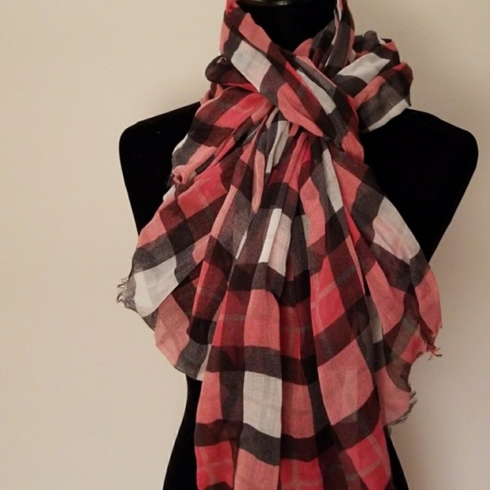 Plaid Scarf - Picture 2 of 3